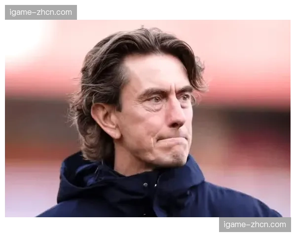 官方：布伦特福德与主帅托马斯·弗兰克续约至2027年